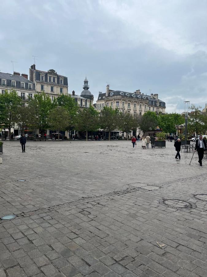 Coeur De Bouchon Leilighet Troyes Eksteriør bilde