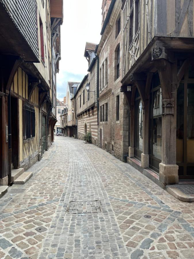 Coeur De Bouchon Leilighet Troyes Eksteriør bilde